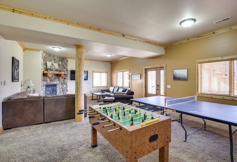 Spacious Terry Peak Cabin < 1 Mi To Ski Lift