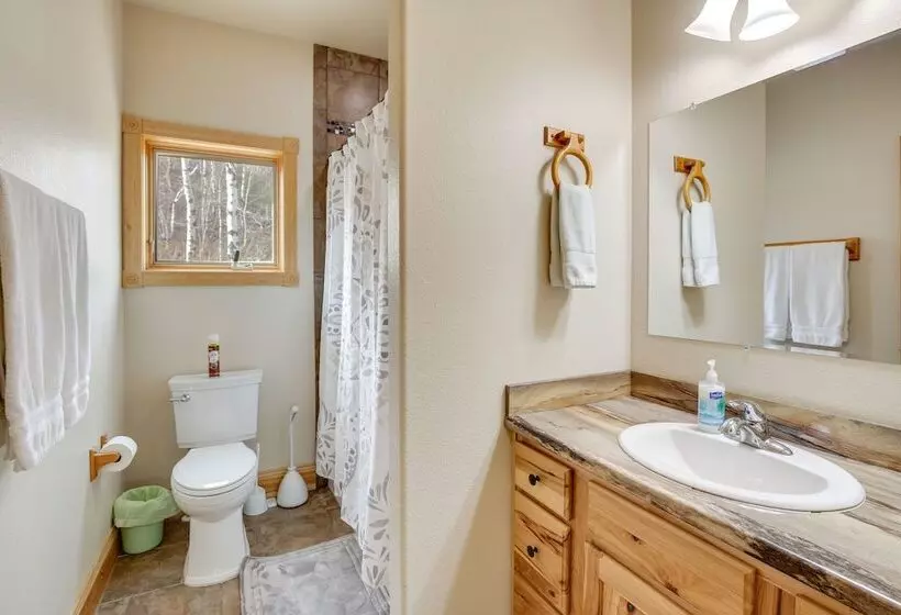 Spacious Terry Peak Cabin < 1 Mi To Ski Lift