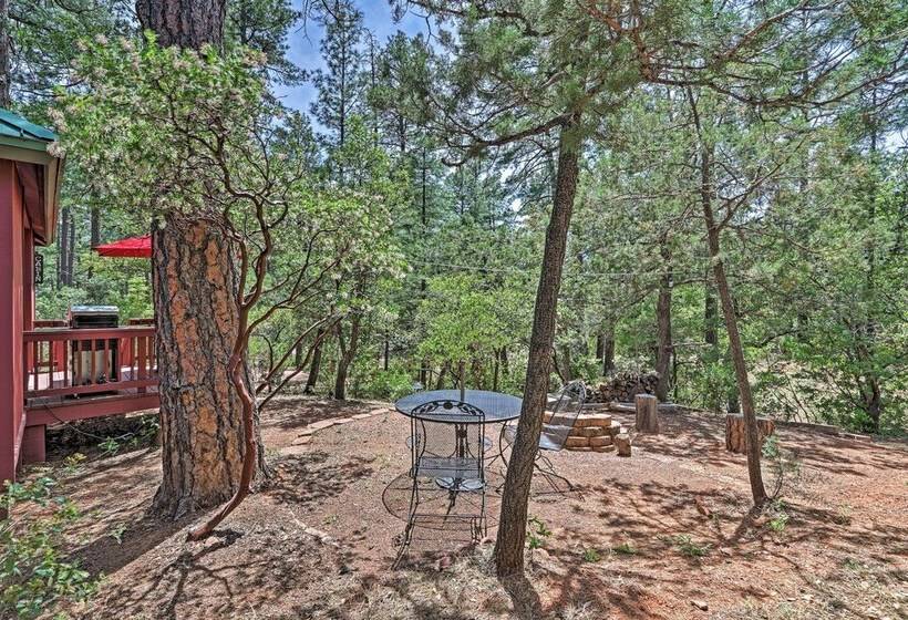 Furnished Deck: Romantic Strawberry/pine Studio!