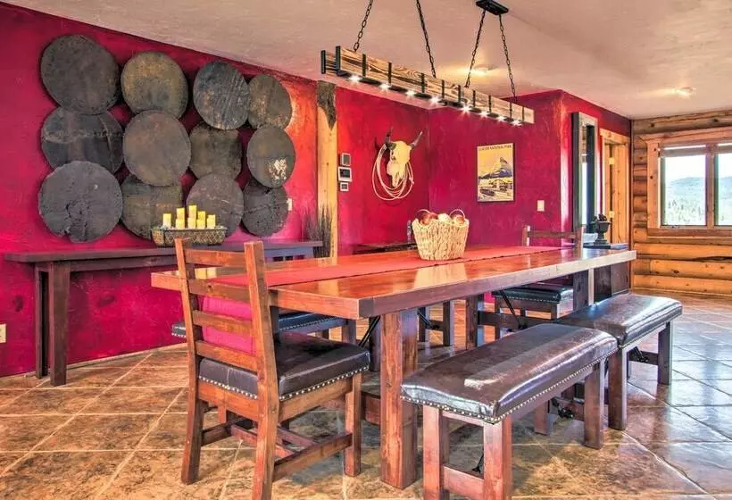 Stunning Mountain View Ranch On 132 Acres!