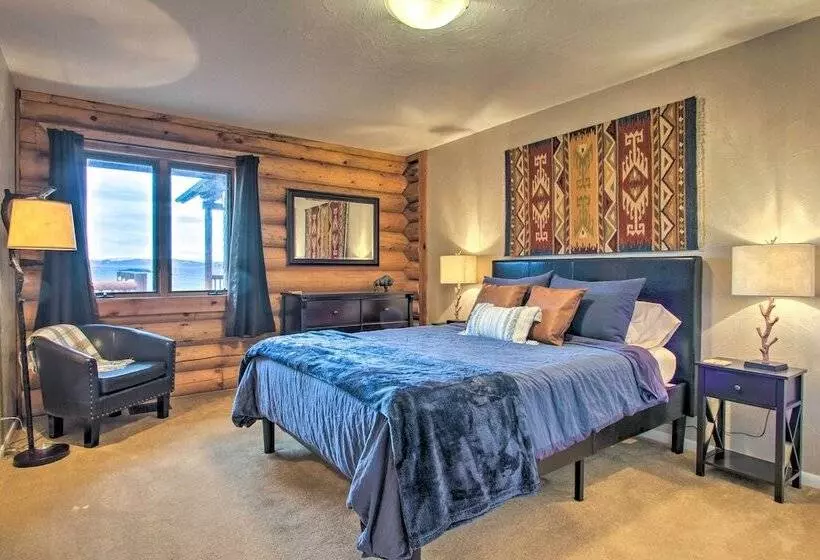 Stunning Mountain View Ranch On 132 Acres!