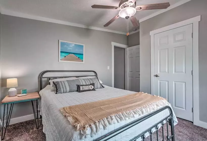 Updated Harpers Ferry Home: Only Half Mi To River!