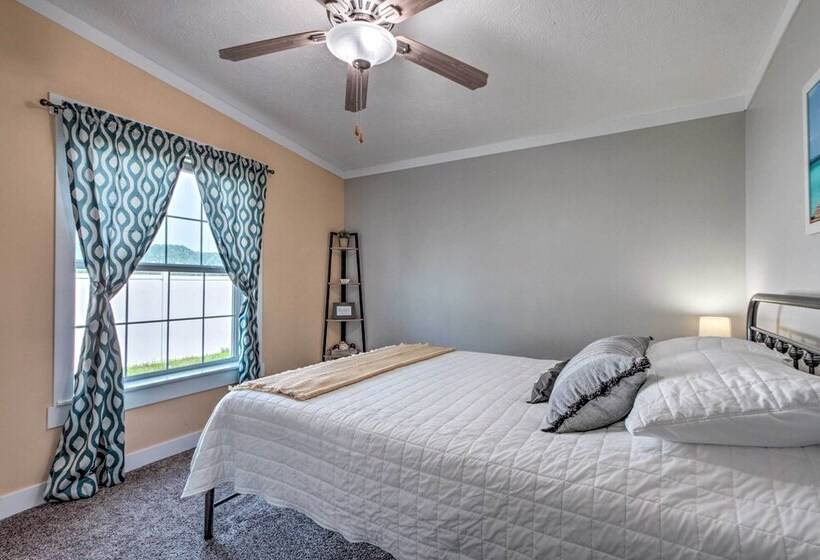 Updated Harpers Ferry Home: Only Half Mi To River!