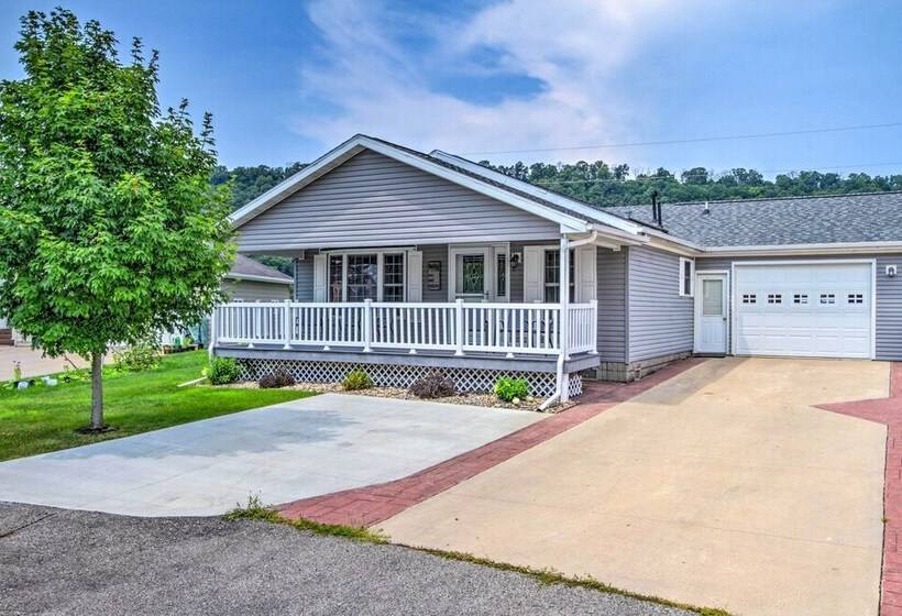 Updated Harpers Ferry Home: Only Half Mi To River!