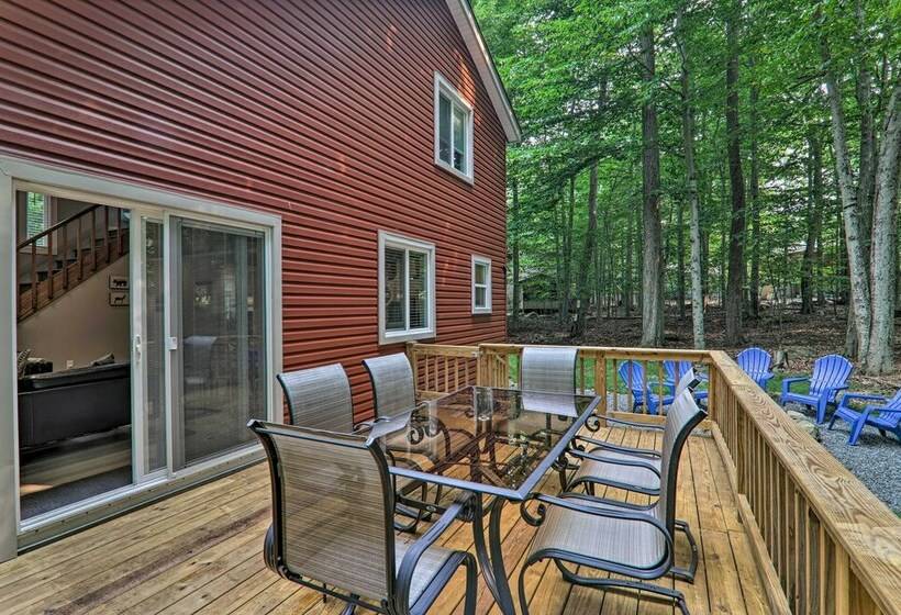 Upscale Tobyhanna Cabin W/ Resort Style Amenities!