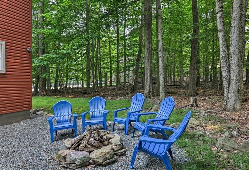 Upscale Tobyhanna Cabin W/ Resort Style Amenities!