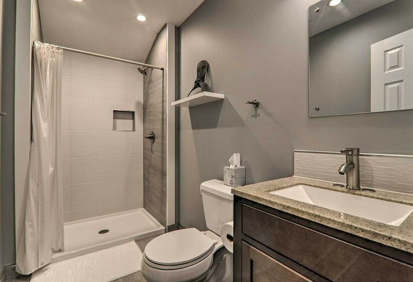 Upscale Tobyhanna Cabin W/ Resort Style Amenities!