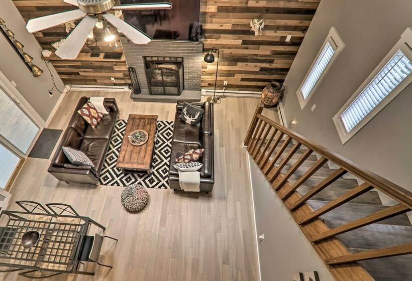 Upscale Tobyhanna Cabin W/ Resort Style Amenities!