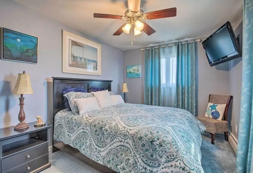 Waterfront Home W/ Large Deck & Dock On Narrow Bay