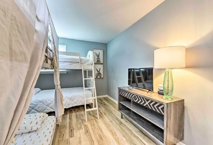 Bayfront Brigantine Escape W/ Porch & Bay Views!