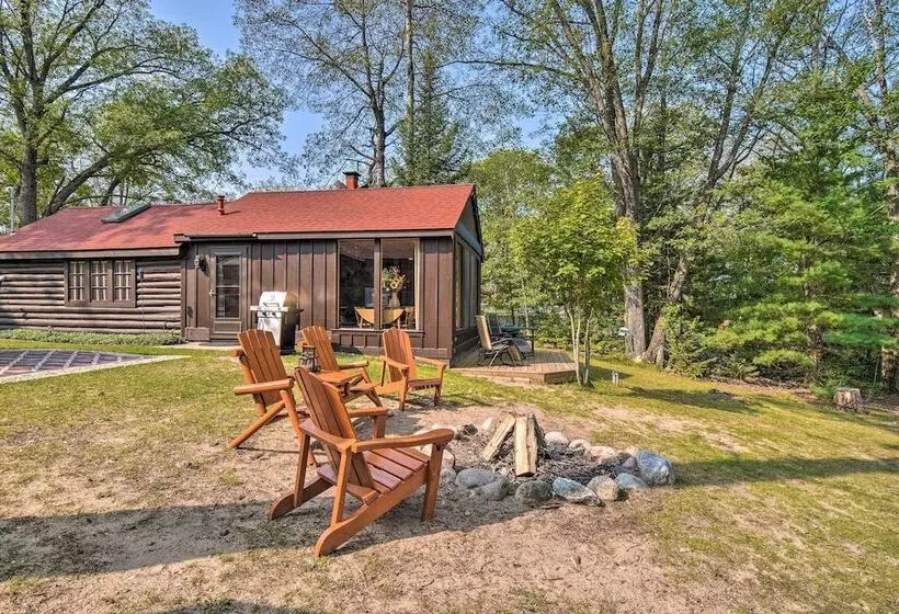 Cabin On Rush Lake W/ Tiki Bar, Grill & Kayaks!