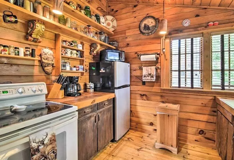 Cabin On Rush Lake W/ Tiki Bar, Grill & Kayaks!