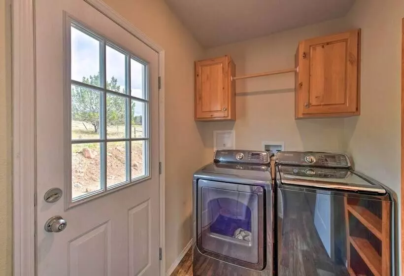 Cedaredge Hideaway W/ Grill & Mountain Views!