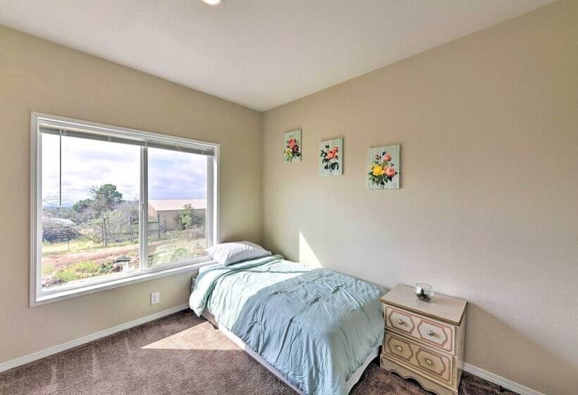 Cedaredge Hideaway W/ Grill & Mountain Views!