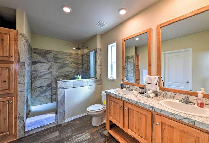 Cedaredge Hideaway W/ Grill & Mountain Views!