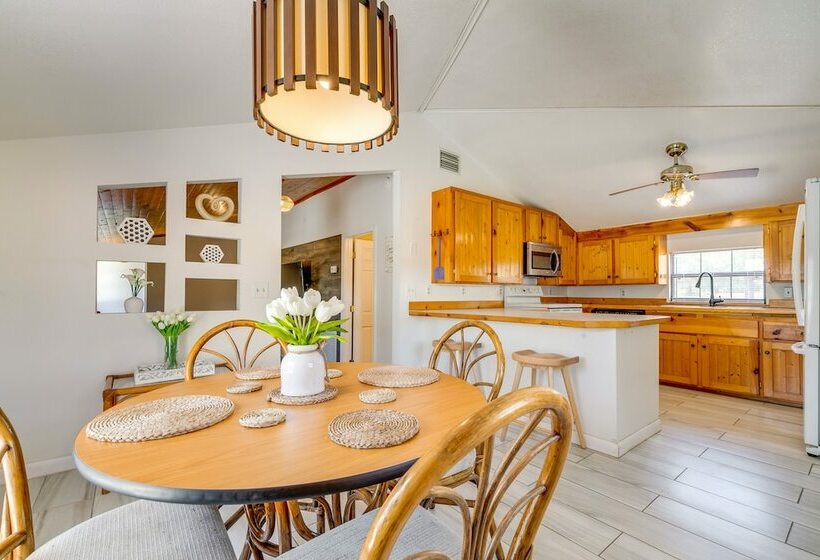 Charming Floral City Home 4 Mi To Downtown!