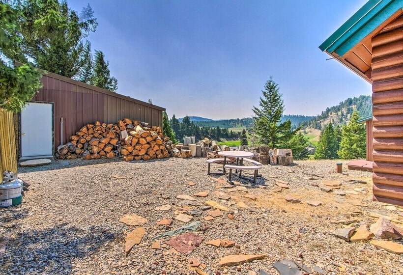 Charming Montana Retreat W/ Mountain Views!