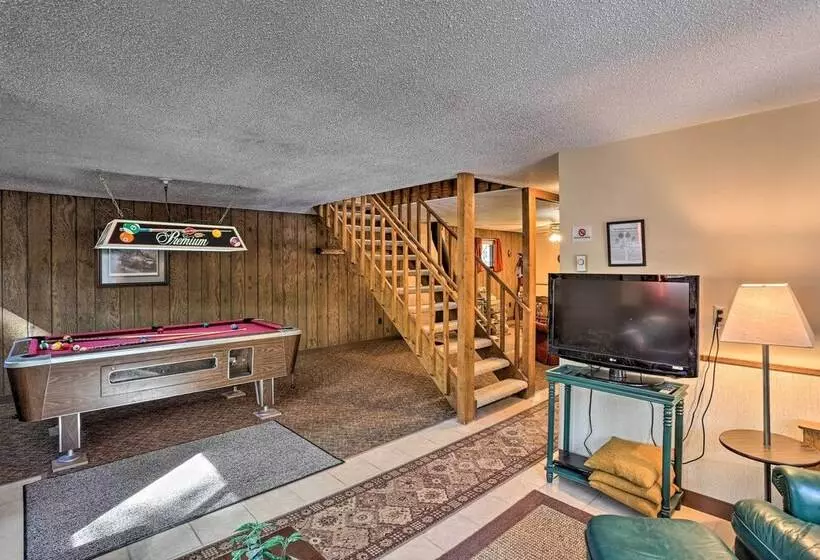 Cozy Black Hills Nature Retreat W/ Private Deck!