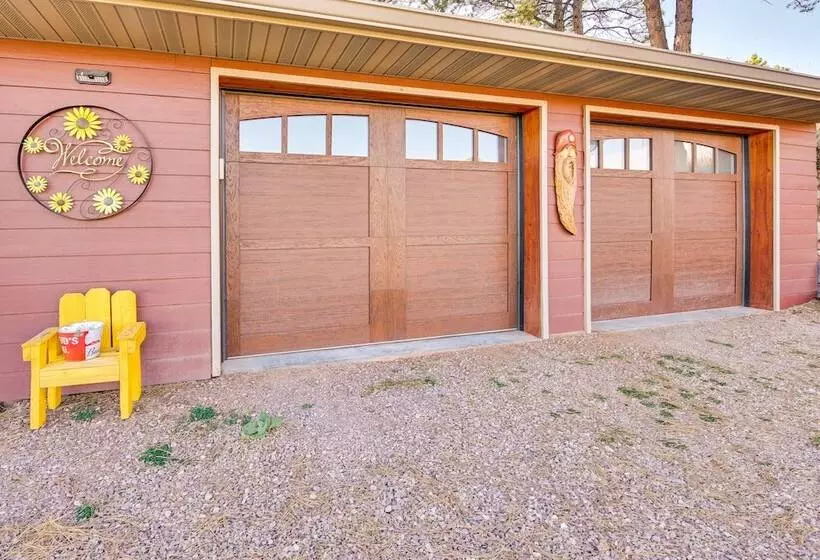 Hill City Hideaway Near Mt Rushmore & Hiking