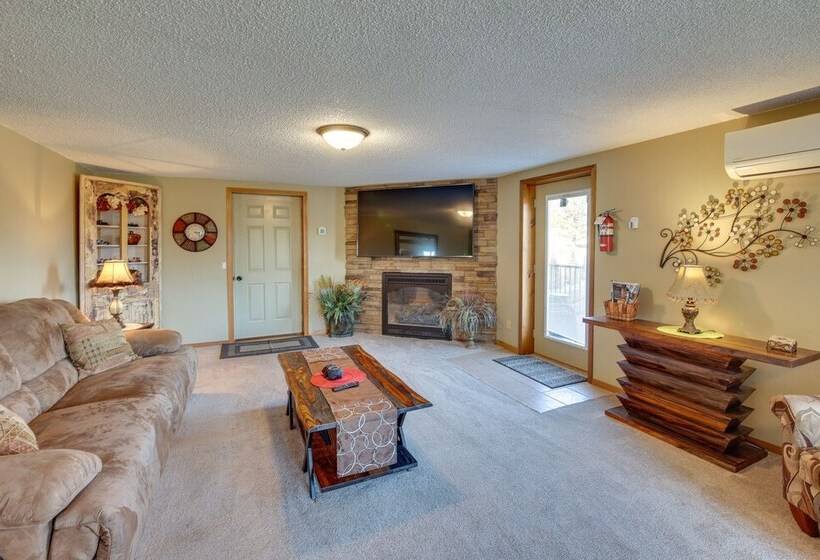 Hill City Hideaway Near Mt Rushmore & Hiking