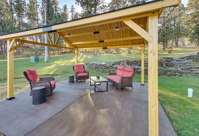 Hill City Hideaway Near Mt Rushmore & Hiking
