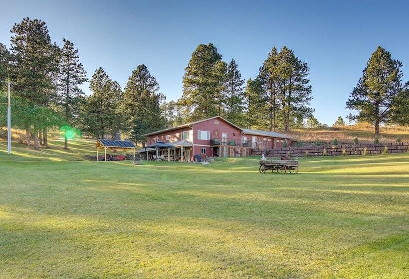 Hill City Hideaway Near Mt Rushmore & Hiking