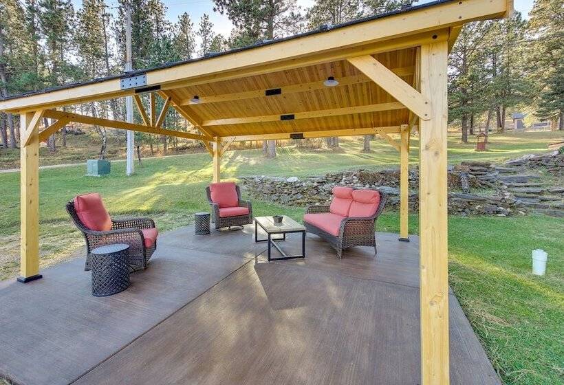 Hill City Hideaway Near Mt Rushmore & Hiking