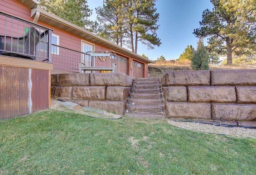 Hill City Hideaway Near Mt Rushmore & Hiking