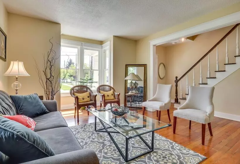 Historic Home Near Downtown Salem: Walk To Capitol