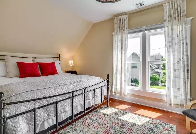 Historic Home Near Downtown Salem: Walk To Capitol