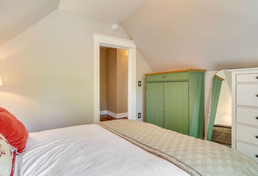 Historic Home Near Downtown Salem: Walk To Capitol