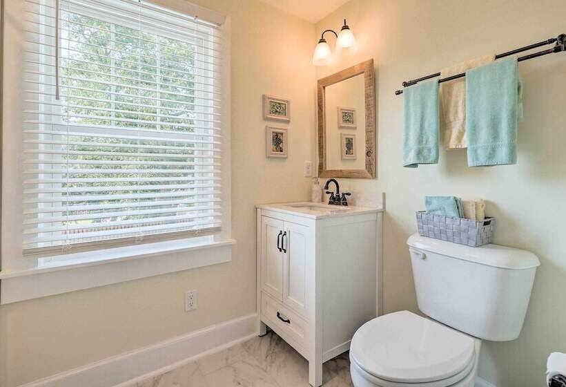 Historic Family Home < 1 Mi To Long Beach!