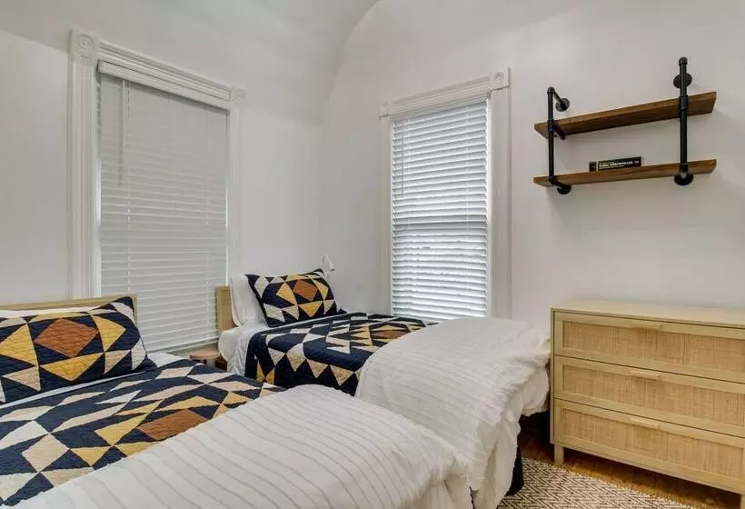 Indiana Vacation Rental: Walk To Madison Main St!