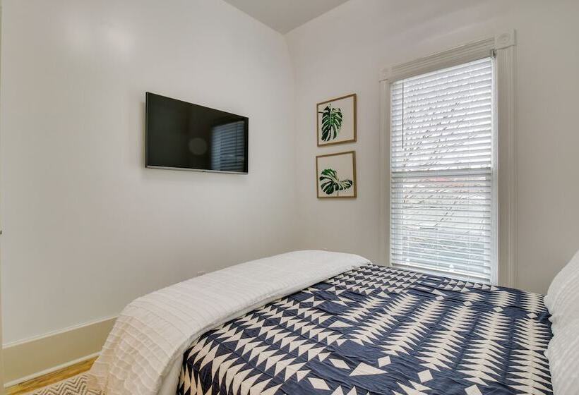 Indiana Vacation Rental: Walk To Madison Main St!