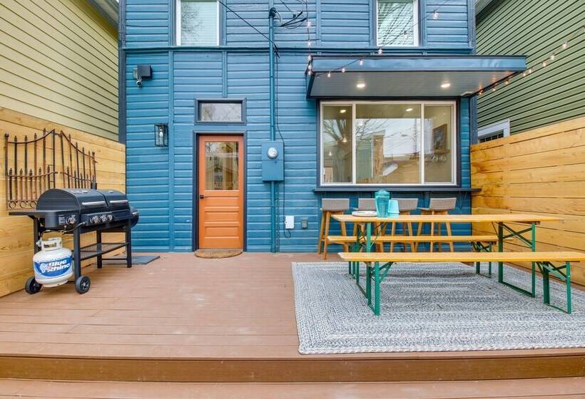 Indiana Vacation Rental: Walk To Madison Main St!