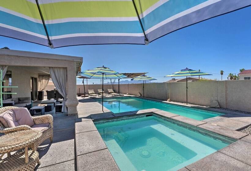 Central Lake Havasu City House: Grill & Ev Charger