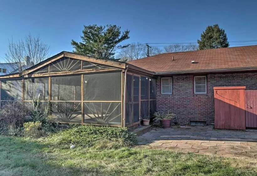 Luxe Lewes Family Beach House W/ Pool & Game Room