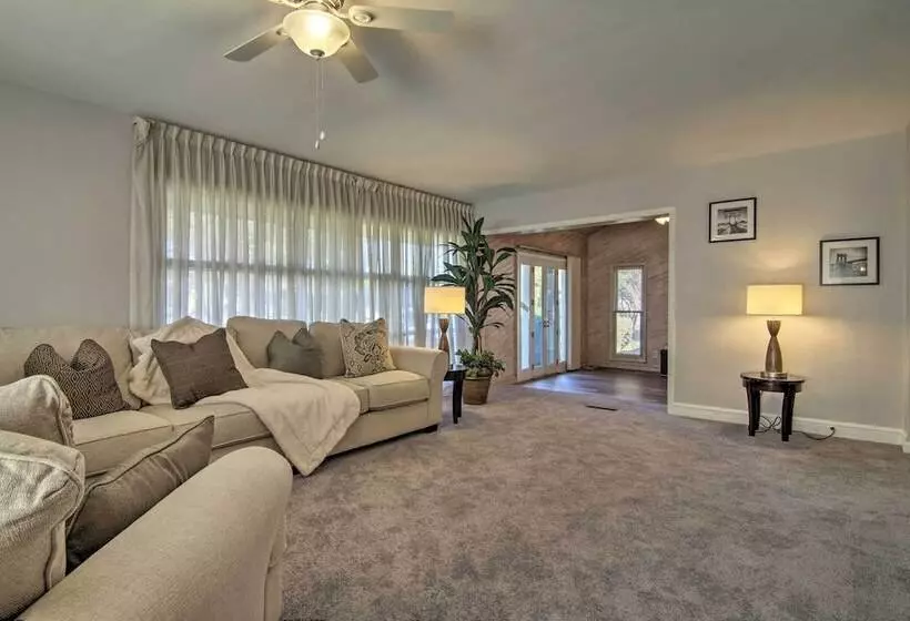 Luxe Lewes Family Beach House W/ Pool & Game Room