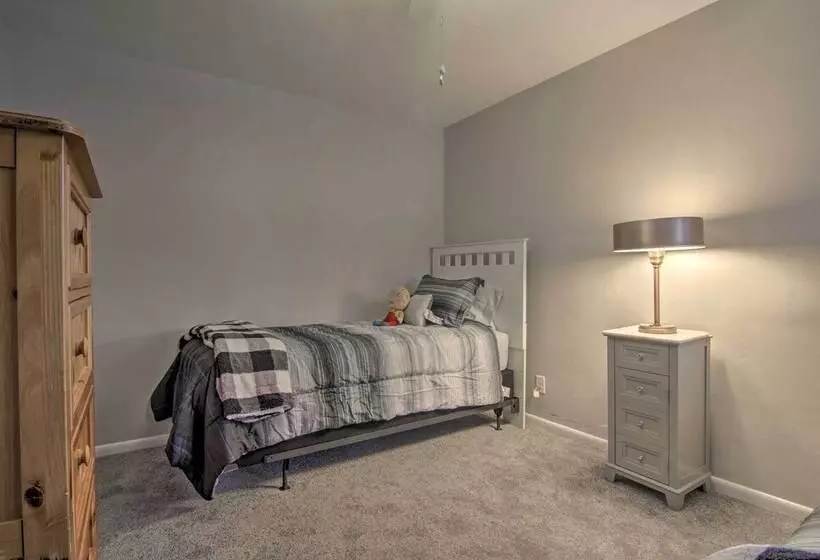 Luxe Lewes Family Beach House W/ Pool & Game Room