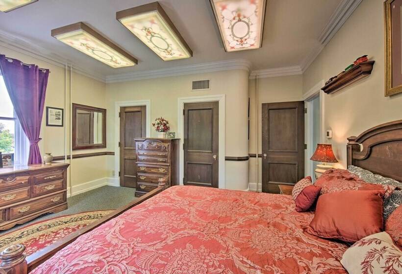 Luxurious Annville Home ~ 8 Mi To Hersheypark