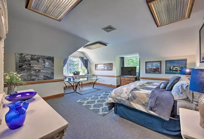 Luxurious Annville Home ~ 8 Mi To Hersheypark