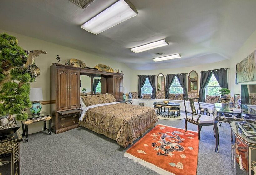 Luxurious Annville Home ~ 8 Mi To Hersheypark