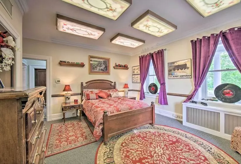 Luxurious Annville Home ~ 8 Mi To Hersheypark