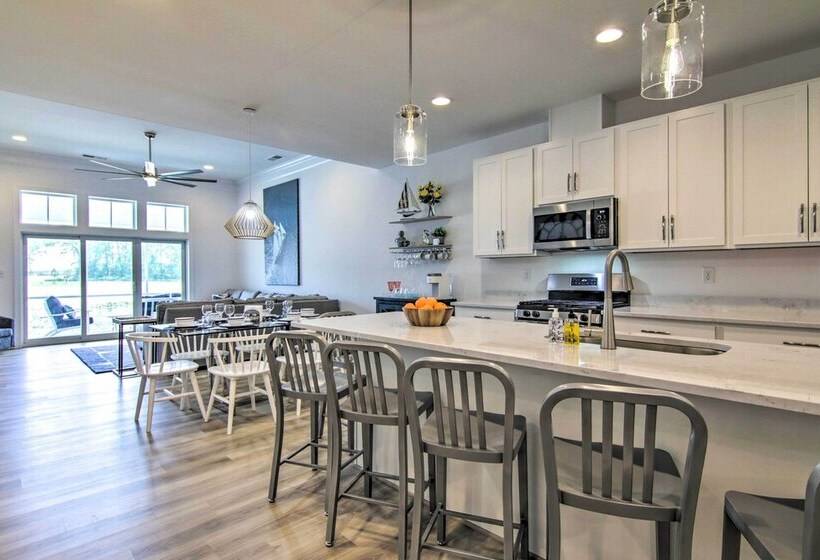 Modern Family Friendly Home, 4 Mi To Bethany Beach