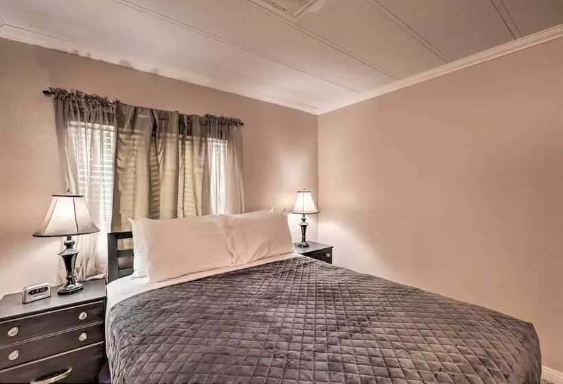 Page Home W/ Patio & Bbq, 3mi To Lake Powell!