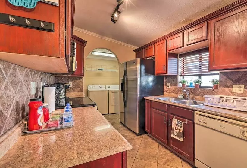 Page Home W/ Patio & Bbq, 3mi To Lake Powell!