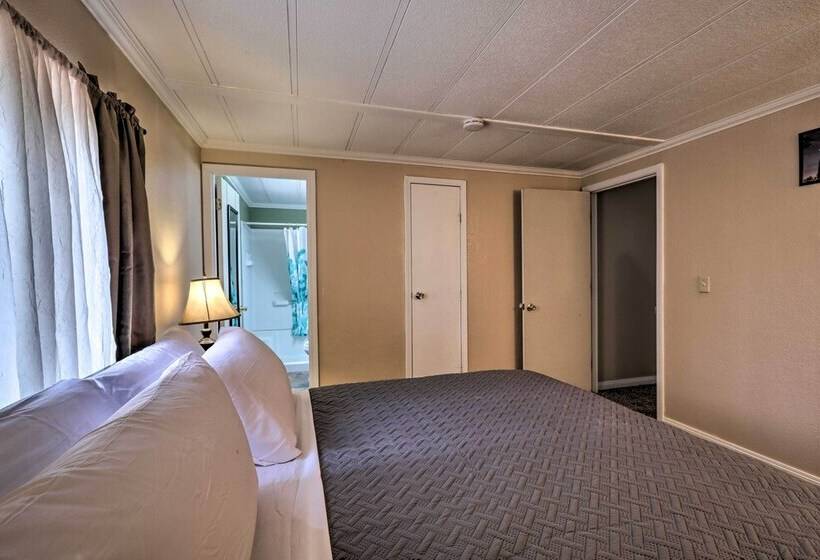 Page Home W/ Patio & Bbq, 3mi To Lake Powell!