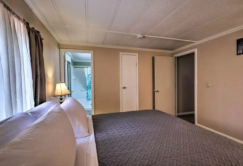 Page Home W/ Patio & Bbq, 3mi To Lake Powell!