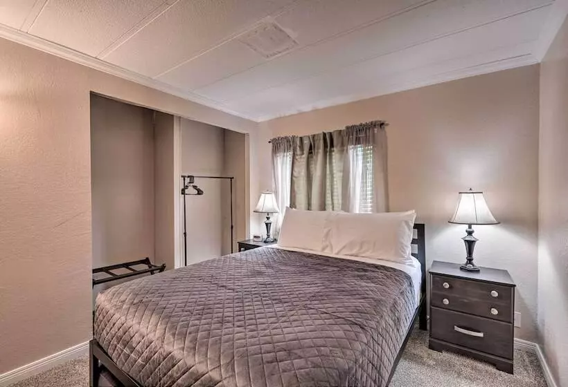 Page Home W/ Patio & Bbq, 3mi To Lake Powell!