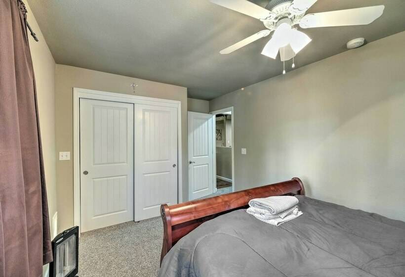 Peaceful  Little Doll House  Cabin W/ Grill!